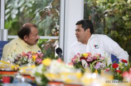 Daniel y Rosario reciben al presidente de Honduras, Juan Orlando Hernández