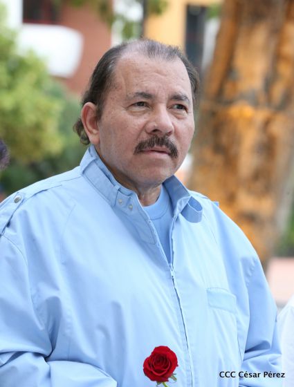 Daniel y Rosario rinden homenaje al Comandante Carlos Fonseca en su 80 Natalicio