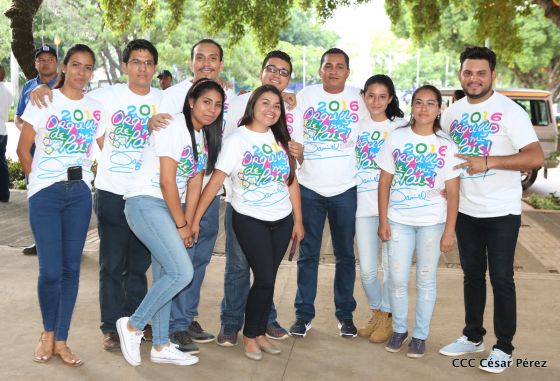 Daniel y Rosario rinden homenaje al Comandante Carlos Fonseca en su 80 Natalicio