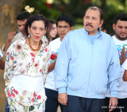 Daniel y Rosario rinden homenaje al Comandante Carlos Fonseca en su 80 Natalicio
