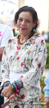 Daniel y Rosario rinden homenaje al Comandante Carlos Fonseca en su 80 Natalicio