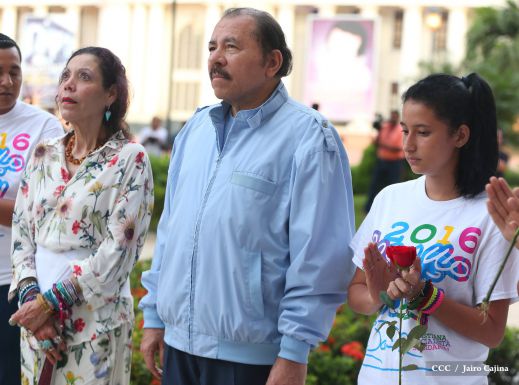 Daniel y Rosario rinden homenaje al Comandante Carlos Fonseca en su 80 Natalicio
