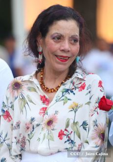 Daniel y Rosario rinden homenaje al Comandante Carlos Fonseca en su 80 Natalicio