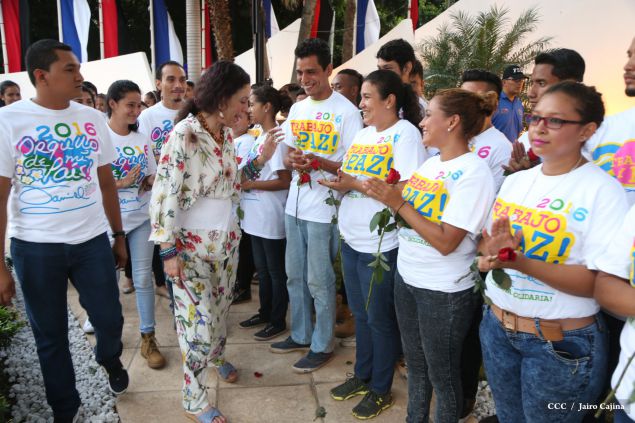 Daniel y Rosario rinden homenaje al Comandante Carlos Fonseca en su 80 Natalicio