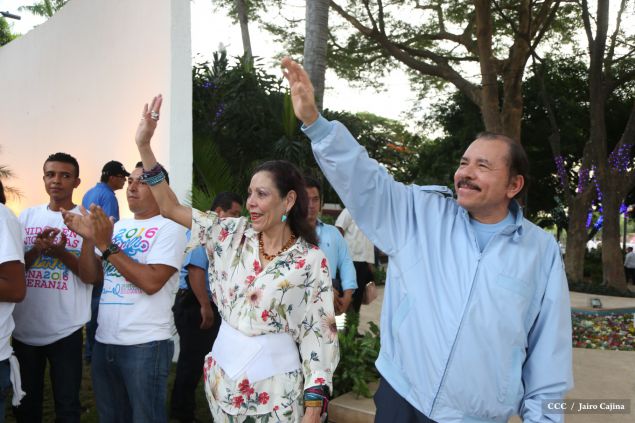 Daniel y Rosario rinden homenaje al Comandante Carlos Fonseca en su 80 Natalicio