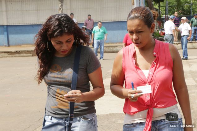 Familias participan masivamente y con entusiasmo en la Verificación Ciudadana