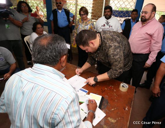 Magistrado Roberto Rivas acude a verificación ciudadana