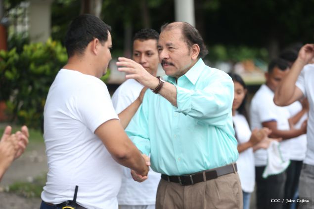 Daniel y Rosario participan del proceso de verificación ciudadana