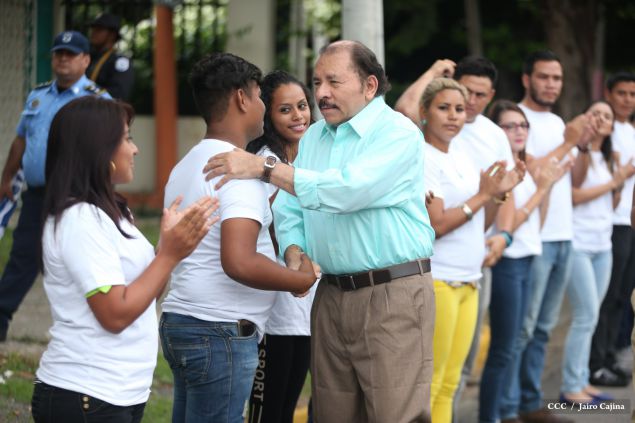 Daniel y Rosario participan del proceso de verificación ciudadana