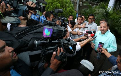 Daniel y Rosario participan del proceso de verificación ciudadana