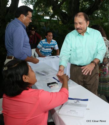 Daniel y Rosario participan del proceso de verificación ciudadana