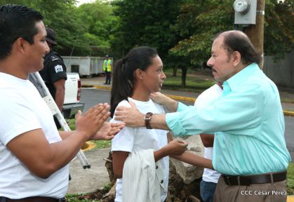 Daniel y Rosario participan del proceso de verificación ciudadana