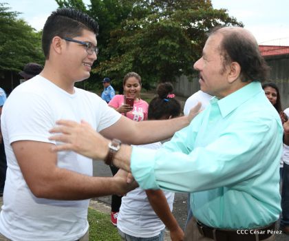 Daniel y Rosario participan del proceso de verificación ciudadana
