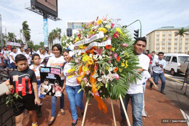 Homenaje al Tricampeón Alexis Argüello