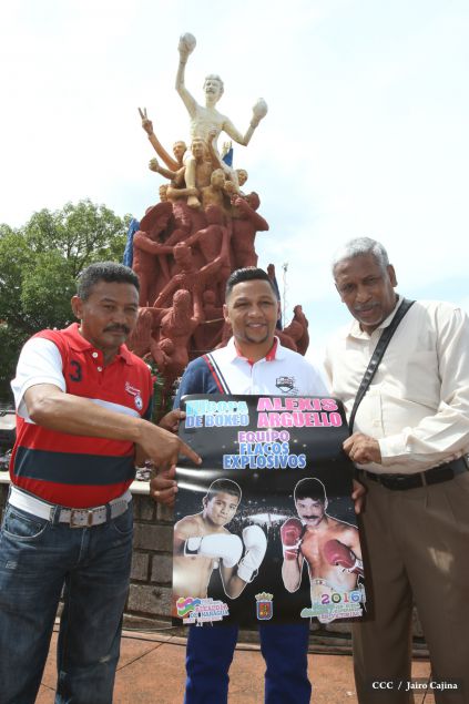 Homenaje al Tricampeón Alexis Argüello