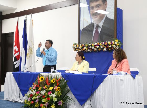 Alcaldía de Managua entrega orden Alexis Argüello a personalidades deportivas