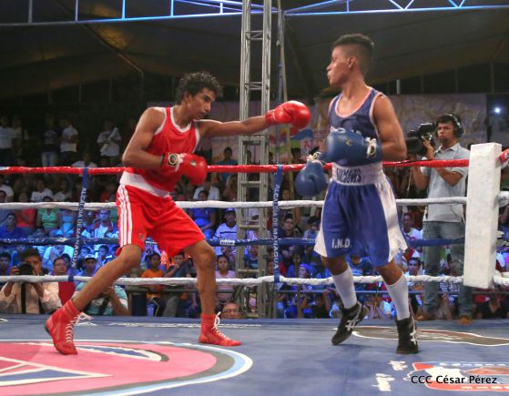 Velada boxística en homenaje a Alexis Argüello