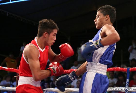 Velada boxística en homenaje a Alexis Argüello