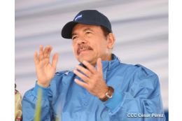 Daniel y Rosario celebran el 37 Aniversario del Repliegue Táctico a Masaya