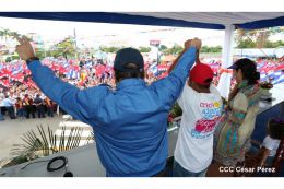 Daniel y Rosario celebran el 37 Aniversario del Repliegue Táctico a Masaya