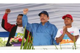 Daniel y Rosario celebran el 37 Aniversario del Repliegue Táctico a Masaya