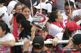 Daniel y Rosario celebran el 37 Aniversario del Repliegue Táctico a Masaya