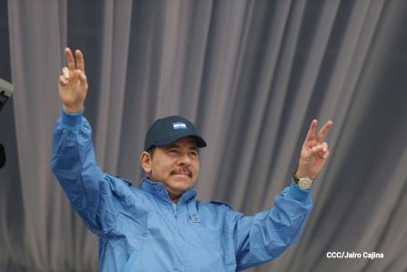 Daniel y Rosario celebran el 37 Aniversario del Repliegue Táctico a Masaya