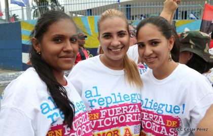 Presidente Daniel y Compañera Rosario en 37 Aniversario del Repliegue a Masaya