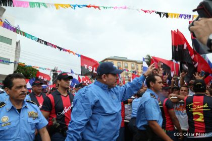 Presidente Daniel y Compañera Rosario en 37 Aniversario del Repliegue a Masaya