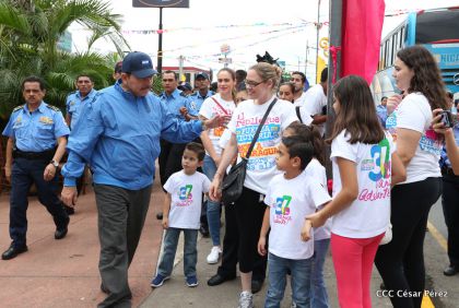 Presidente Daniel y Compañera Rosario en 37 Aniversario del Repliegue a Masaya