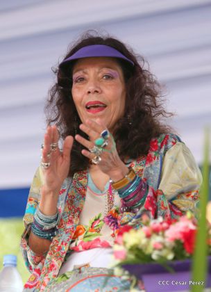 Presidente Daniel y Compañera Rosario en 37 Aniversario del Repliegue a Masaya