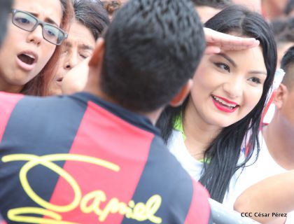 Presidente Daniel y Compañera Rosario en 37 Aniversario del Repliegue a Masaya