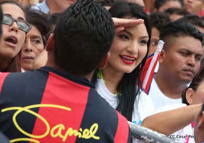 Presidente Daniel y Compañera Rosario en 37 Aniversario del Repliegue a Masaya