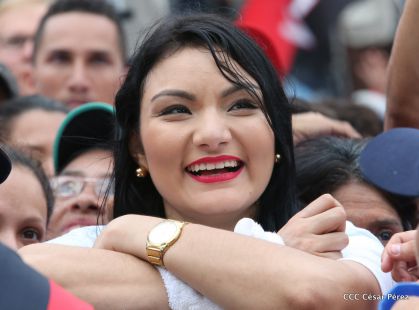 Presidente Daniel y Compañera Rosario en 37 Aniversario del Repliegue a Masaya