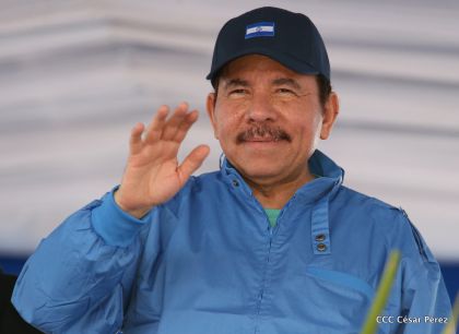 Presidente Daniel y Compañera Rosario en 37 Aniversario del Repliegue a Masaya