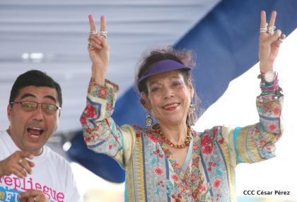 Presidente Daniel y Compañera Rosario en 37 Aniversario del Repliegue a Masaya