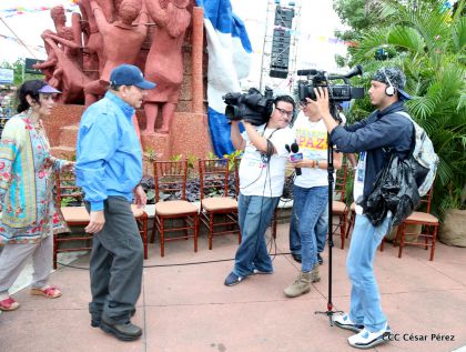 Presidente Daniel y Compañera Rosario en 37 Aniversario del Repliegue a Masaya