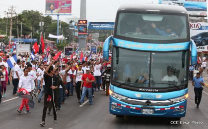 Presidente Daniel y Compañera Rosario en 37 Aniversario del Repliegue a Masaya