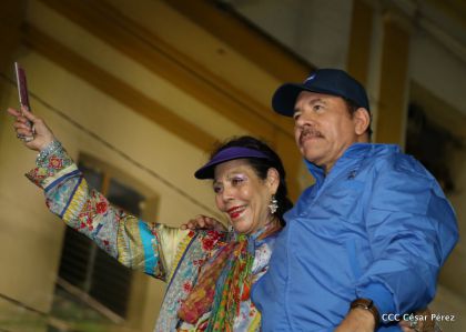 Presidente Daniel y Compañera Rosario en 37 Aniversario del Repliegue a Masaya