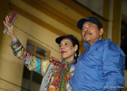 Presidente Daniel y Compañera Rosario en 37 Aniversario del Repliegue a Masaya