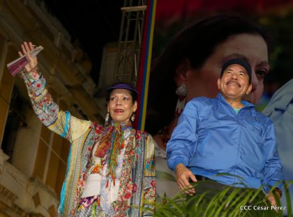 Presidente Daniel y Compañera Rosario en 37 Aniversario del Repliegue a Masaya