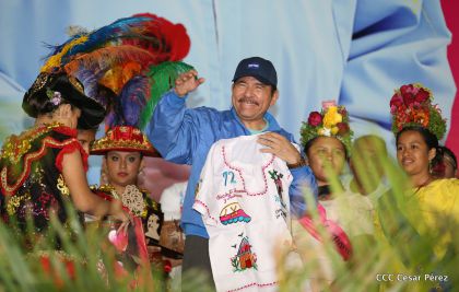 Presidente Daniel y Compañera Rosario en 37 Aniversario del Repliegue a Masaya