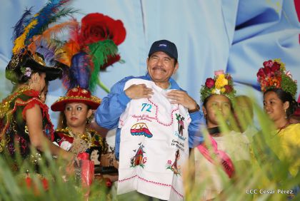 Presidente Daniel y Compañera Rosario en 37 Aniversario del Repliegue a Masaya