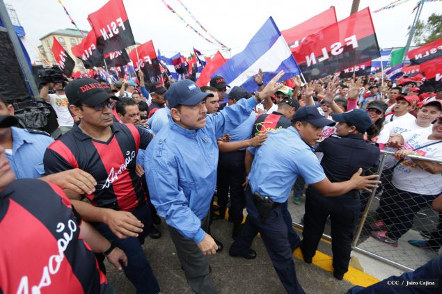 Presidente Daniel y Compañera Rosario en 37 Aniversario del Repliegue a Masaya