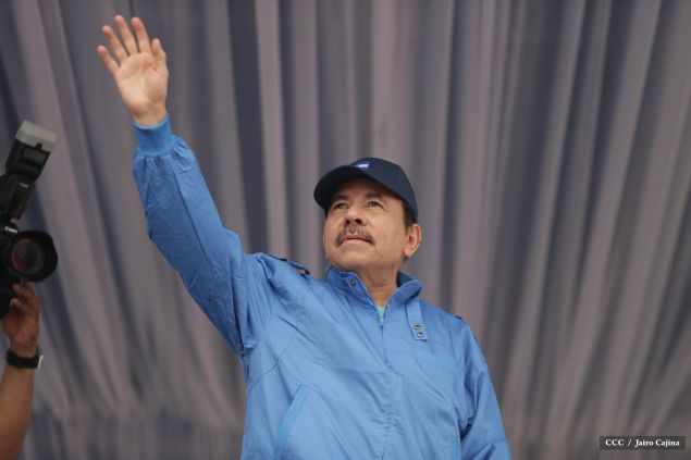 Presidente Daniel y Compañera Rosario en 37 Aniversario del Repliegue a Masaya