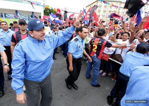 Presidente Daniel y Compañera Rosario en 37 Aniversario del Repliegue a Masaya