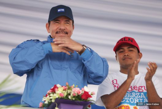 Presidente Daniel y Compañera Rosario en 37 Aniversario del Repliegue a Masaya