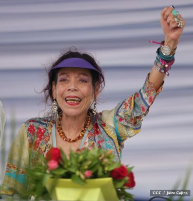 Presidente Daniel y Compañera Rosario en 37 Aniversario del Repliegue a Masaya