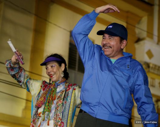 Presidente Daniel y Compañera Rosario en 37 Aniversario del Repliegue a Masaya