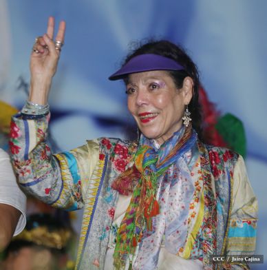 Presidente Daniel y Compañera Rosario en 37 Aniversario del Repliegue a Masaya